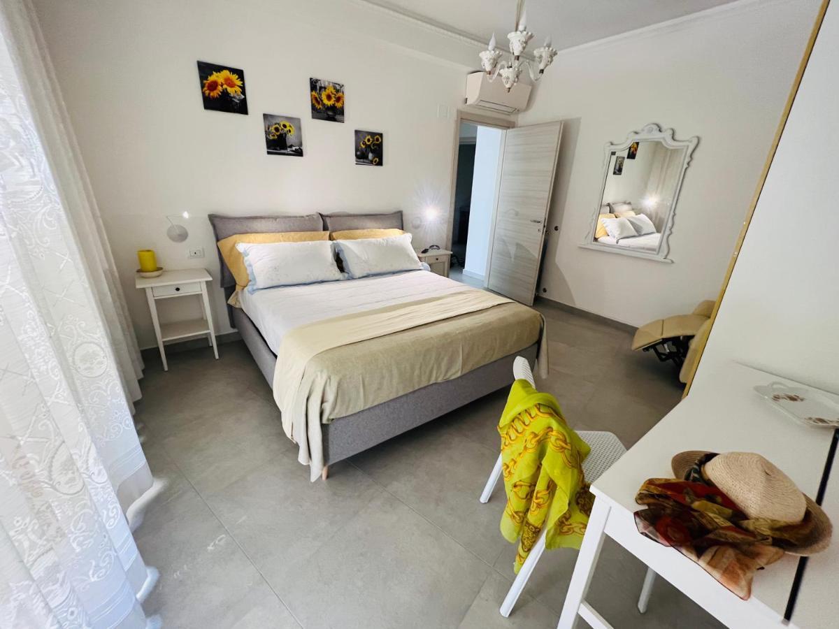 Treehouse Sorrento Apartment ภายนอก รูปภาพ