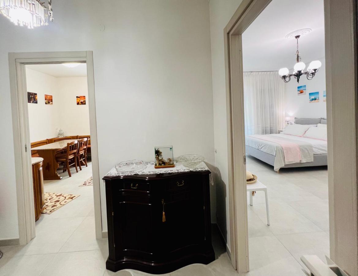 Treehouse Sorrento Apartment ภายนอก รูปภาพ